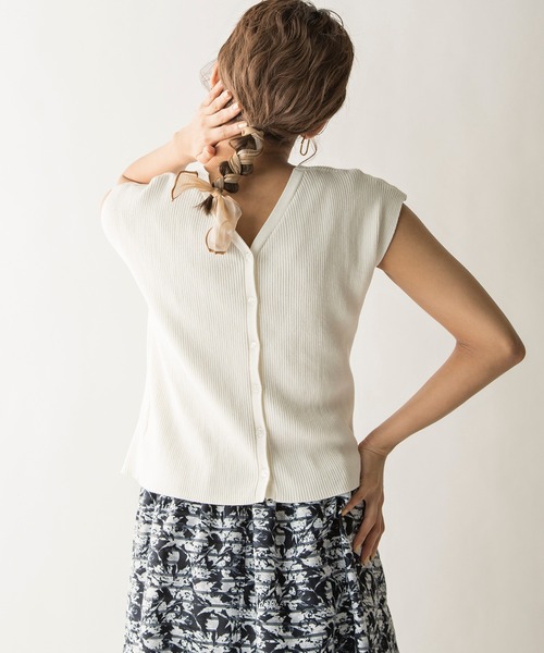 MILLION CARATS（ミリオンカラッツ）の「【STYLE4】2WAYクロスリブニット（ニット/セーター・レディース・オフホワイト/ブラック/カーキ/ブルー・FREE）」の7枚目の写真