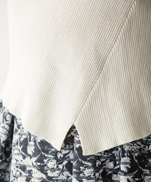 MILLION CARATS（ミリオンカラッツ）の「【STYLE4】2WAYクロスリブニット（ニット/セーター・レディース・オフホワイト/ブラック/カーキ/ブルー・FREE）」の11枚目の写真