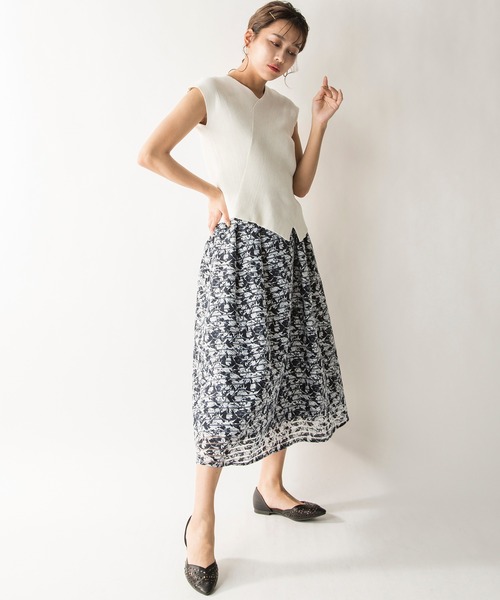 MILLION CARATS（ミリオンカラッツ）の「【STYLE4】2WAYクロスリブニット（ニット/セーター・レディース・オフホワイト/ブラック/カーキ/ブルー・FREE）」の13枚目の写真