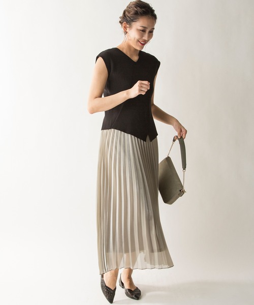 MILLION CARATS（ミリオンカラッツ）の「【STYLE4】2WAYクロスリブニット（ニット/セーター・レディース・オフホワイト/ブラック/カーキ/ブルー・FREE）」の18枚目の写真