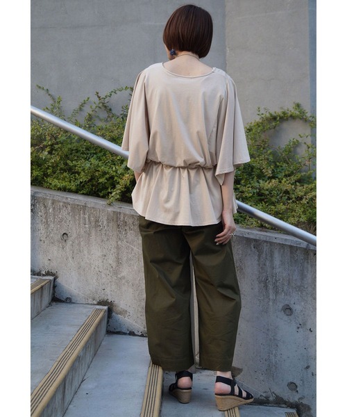 NICOLE white（ニコルホワイト）の「フレアーギャザーカットソー（Tシャツ/カットソー・レディース・ライトグレー/ピンク/ブラック・FREE）」の18枚目の写真