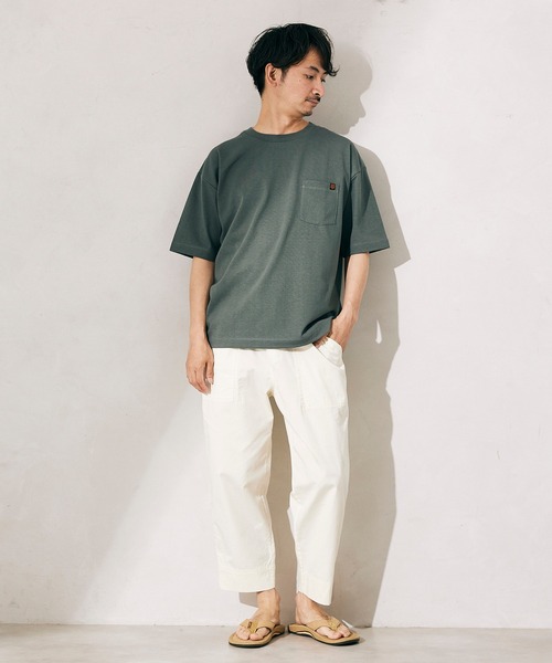 UNIVERSAL OVERALL（ユニバーサルオーバーオール）の「【UNIVERSAL OVERALL/ユニバーサルオーバーオール】別注 ポケットTシャツ[無地T/オーバーサイズ/ユニセックス対応]（Tシャツ/カットソー・メンズ・ホワイト/ブラック/グレー/グリーン/ネイビー・MEDIUM/LARGE）」の12枚目の写真