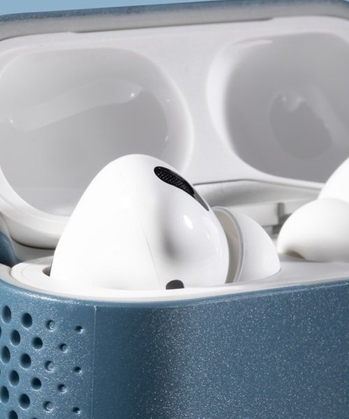 incase（インケース）の「INOM100679-BLU Incase Reform Sport Case for AirPods Pro - Blue（スマホグッズ・メンズ・ブルー・ONE SIZE）」の10枚目の写真