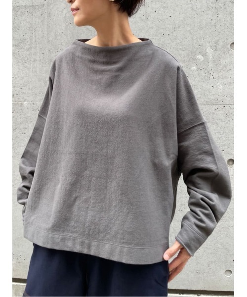 BEARDSLEY(ビアズリー)の「ボトルネックプルオーバー(Tシャツ/カットソー・レディース・チャコールグレー/ホワイト・FREE)」の1枚目の写真