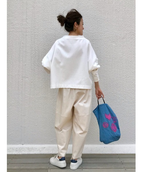 BEARDSLEY(ビアズリー)の「ボトルネックプルオーバー(Tシャツ/カットソー・レディース・チャコールグレー/ホワイト・FREE)」の9枚目の写真