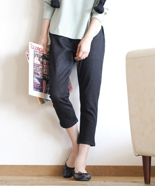 zootie（ズーティー）の「エアパンツ［クロップド］（その他パンツ・レディース・ホワイト系その他/ダークベージュ/ブラック×ホワイト/ブラック/ブルー系その他/ライトベージュ/ネイビー/インディゴブルー/ブラック系その他/ケミカルウォッシュ/ブルー系その他2/チャコール/グレー系その他/オリーブ/ミント/ライトイエロー/グレー系その他2/ブラック×グリーン/アイボリー/キャメル/ブラウン/ライトグリーン・L/3L/S/LL/M）」の5枚目の写真