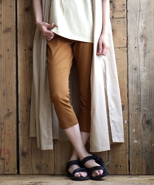 zootie（ズーティー）の「エアパンツ［クロップド］（その他パンツ・レディース・ホワイト系その他/ダークベージュ/ブラック×ホワイト/ブラック/ブルー系その他/ライトベージュ/ネイビー/インディゴブルー/ブラック系その他/ケミカルウォッシュ/ブルー系その他2/チャコール/グレー系その他/オリーブ/ミント/ライトイエロー/グレー系その他2/ブラック×グリーン/アイボリー/キャメル/ブラウン/ライトグリーン・L/3L/S/LL/M）」の22枚目の写真