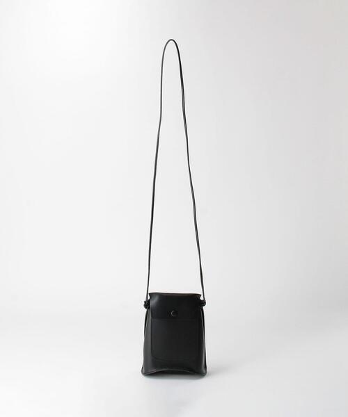 MARROW（マロウ）の「＜MARROW＞BENTPOUCH レザーショルダーバッグ（ショルダーバッグ・レディース・ブラック・FREE）」の11枚目の写真