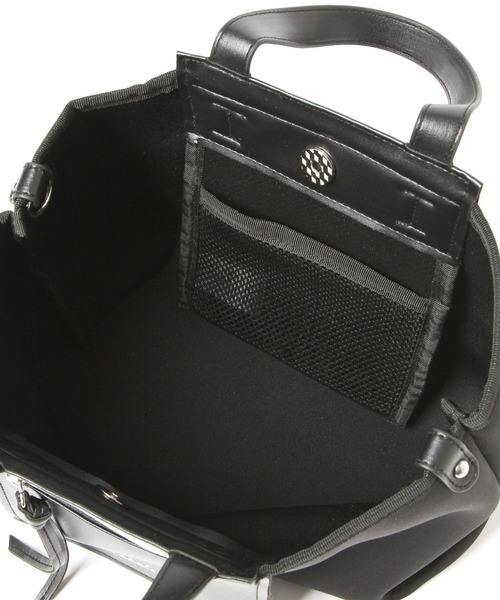 LAKOLE（ラコレ）の「ネオプレーンフロントポケットショルダーバッグ / 216803（ショルダーバッグ・レディース・ブラック/カーキオリーブ/グレイッシュベージュ・FREE）」の12枚目の写真