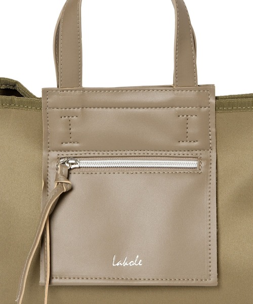 LAKOLE（ラコレ）の「ネオプレーンフロントポケットショルダーバッグ / 216803（ショルダーバッグ・レディース・ブラック/カーキオリーブ/グレイッシュベージュ・FREE）」の20枚目の写真