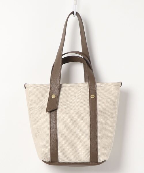 NATURAL BEAUTY BASIC（ナチュラルビューティーベーシック）の「イレギュラーショルダー２ＷＡＹトート（トートバッグ・レディース・ベージュ系その他2/レッド/ブラック・ﾌﾘ-）」の5枚目の写真