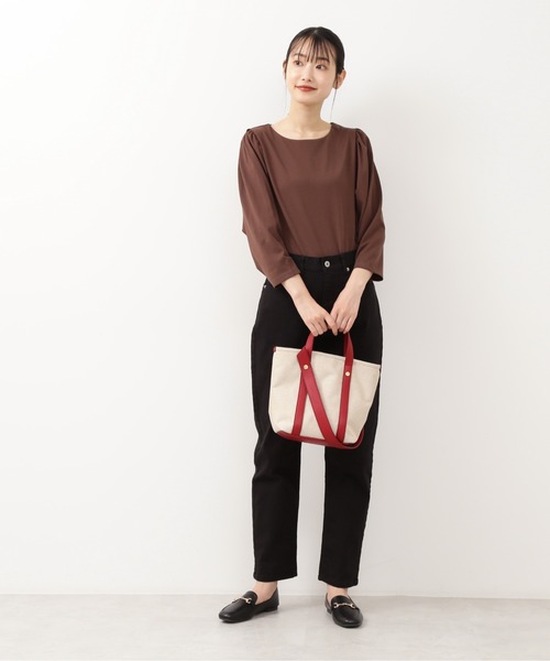 NATURAL BEAUTY BASIC（ナチュラルビューティーベーシック）の「イレギュラーショルダー２ＷＡＹトート（トートバッグ・レディース・ベージュ系その他2/レッド/ブラック・ﾌﾘ-）」の13枚目の写真