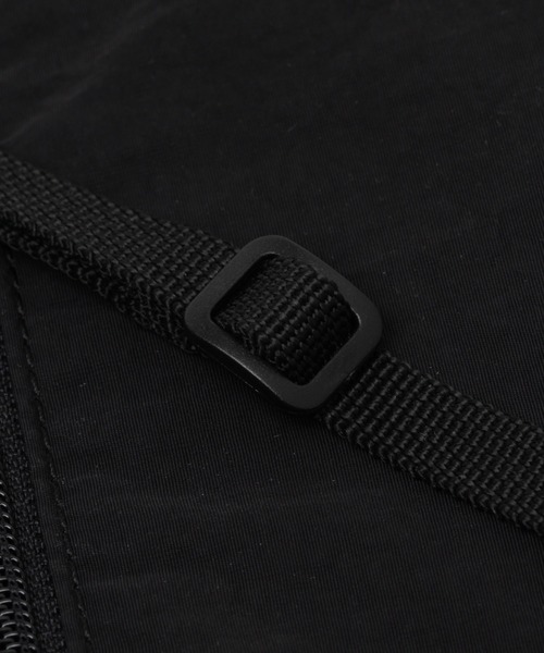 UNIVERSAL OVERALL（ユニバーサルオーバーオール）の「【UNIVERSAL OVERALL(ユニバーサルオーバーオール)】別注2WAYショルダーバッグ（ショルダーバッグ・メンズ・ブラック/ベージュ/カーキ・0）」の16枚目の写真