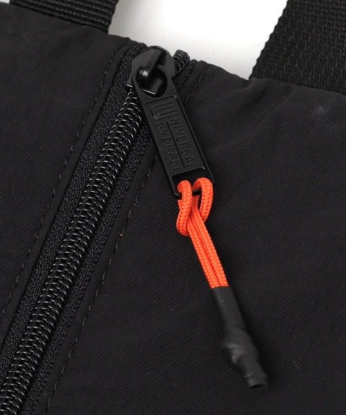 UNIVERSAL OVERALL（ユニバーサルオーバーオール）の「【UNIVERSAL OVERALL(ユニバーサルオーバーオール)】別注2WAYショルダーバッグ（ショルダーバッグ・メンズ・ブラック/ベージュ/カーキ・0）」の5枚目の写真