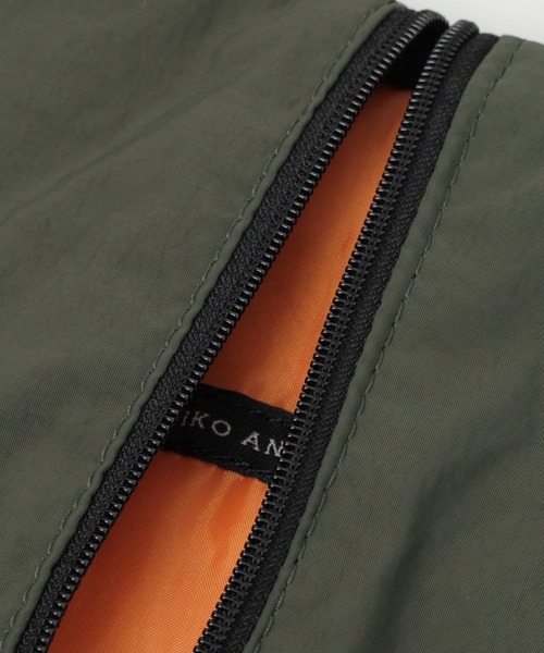 UNIVERSAL OVERALL（ユニバーサルオーバーオール）の「【UNIVERSAL OVERALL(ユニバーサルオーバーオール)】別注2WAYショルダーバッグ（ショルダーバッグ・メンズ・ブラック/ベージュ/カーキ・0）」の20枚目の写真