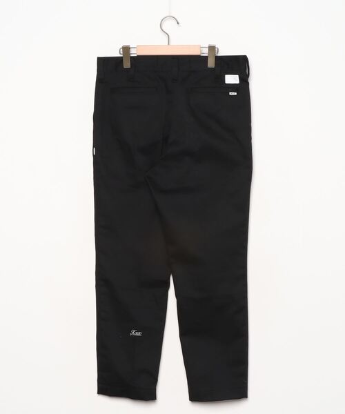 GOD SELECTION XXX(ゴッドセレクショントリプルエックス)の「刺繍チノパンツ(チノパンツ・メンズ・ブラック・L)」の2枚目の写真