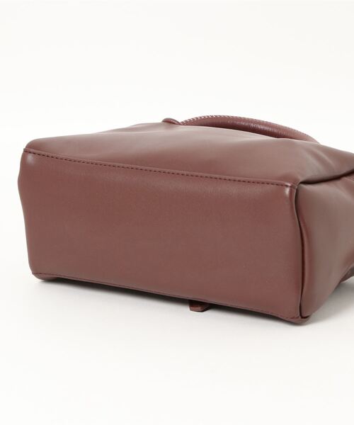 natural couture（ナチュラルクチュール）の「くるみハトメミニボストンバッグ（ボストンバッグ・レディース・ブラック/ブラウン/イエロー・FREE）」の16枚目の写真