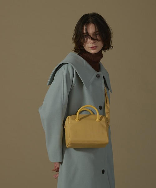 natural couture（ナチュラルクチュール）の「くるみハトメミニボストンバッグ（ボストンバッグ・レディース・ブラック/ブラウン/イエロー・FREE）」の3枚目の写真