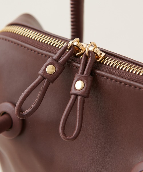 natural couture（ナチュラルクチュール）の「くるみハトメミニボストンバッグ（ボストンバッグ・レディース・ブラック/ブラウン/イエロー・FREE）」の7枚目の写真