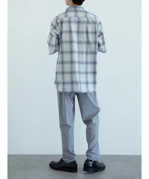 koe(コエ)の「ポリトロテーパードパンツ*(スラックス・レディース・ブラック/ライトグレー/ライトベージュ・M/S/L)」の18枚目の写真