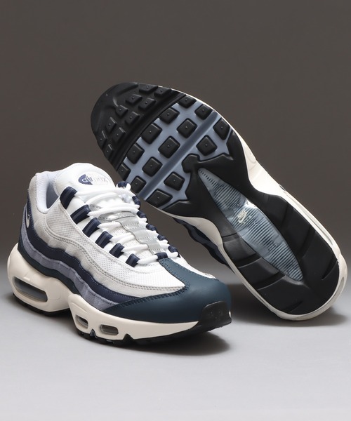 NIKE(ナイキ)の「NIKE AIR MAX 95 / ナイキ エア マックス 95 【SP】(スニーカー・メンズ・ネイビー・25.5cm/26.5cm/27.5cm/28.5cm/30.0cm/26.0cm/27.0cm/28.0cm/29.0cm)」の2枚目の写真
