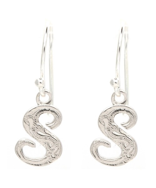 セール ハワイアンジュエリー フックピアス シルバー925製 イニシャル アルファベット 英語 ローマ字 ピアス 両耳用 Karlas カルラス のファッション通販 Zozotown