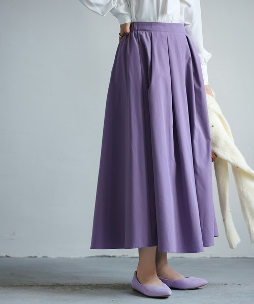 SAISON DE PAPILLON(セゾンドパピヨン)の「タックフレアスカート(スカート・レディース・ホワイト/ベージュ/ブルー/ブラック/パープル・L/S/M/XL)」の5枚目の写真