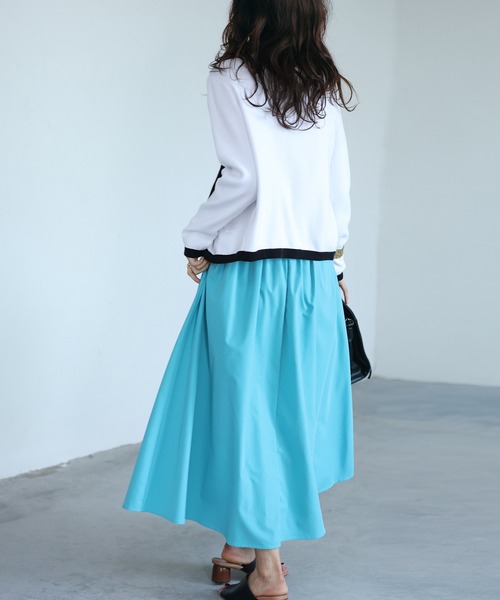 SAISON DE PAPILLON(セゾンドパピヨン)の「タックフレアスカート(スカート・レディース・ホワイト/ベージュ/ブルー/ブラック/パープル・L/S/M/XL)」の11枚目の写真