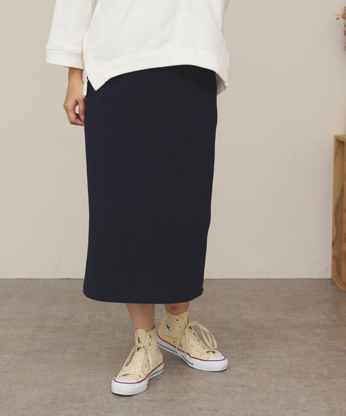 BONbazaar（ボンバザール）の「【防寒におすすめ】ストライプキルトスカート（スカート・レディース・ネイビー/グレー/オフホワイト・40）」の3枚目の写真