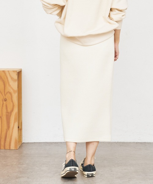 BONbazaar（ボンバザール）の「【防寒におすすめ】ストライプキルトスカート（スカート・レディース・ネイビー/グレー/オフホワイト・40）」の9枚目の写真