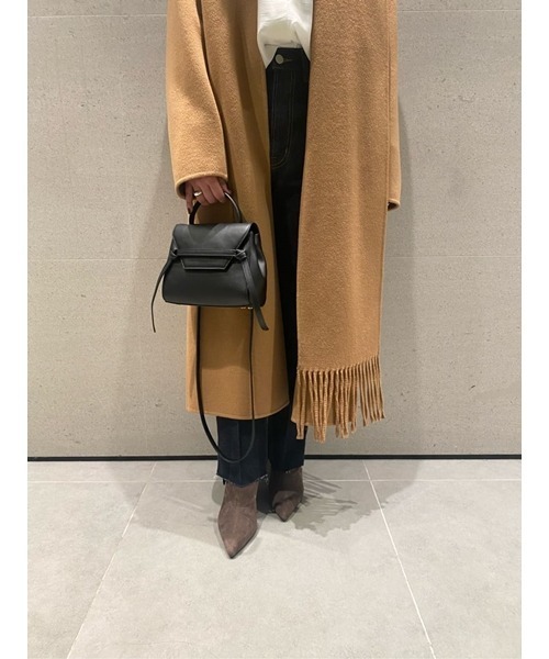 Mila Owen（ミラオーウェン）の「フリンジストール付接結ロングコート