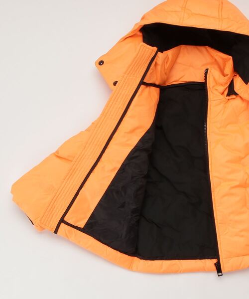 DIESEL（ディーゼル）の「DIESEL KID ジュニア ユニセックス ダウンジャケット リアルダウン（ダウンジャケット/コート・キッズ・ライトグリーン/ピンク/オリーブ/ブラック/オレンジ・4Y/12Y/8Y/14Y/10Y/6Y）」の12枚目の写真