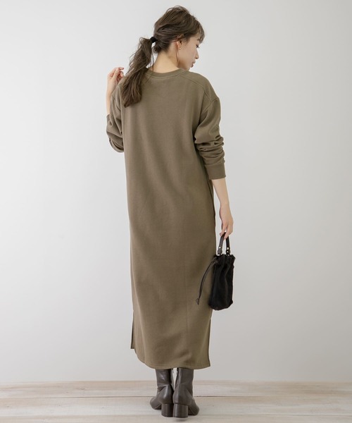 URBAN RESEARCH Sonny Label（アーバンリサーチサニーレーベル）の「【WEB限定】ハリスツイードポケット付きスウェットワンピース（ワンピース・レディース・ネイビー/ブラウン/カーキ・FREE）」の16枚目の写真