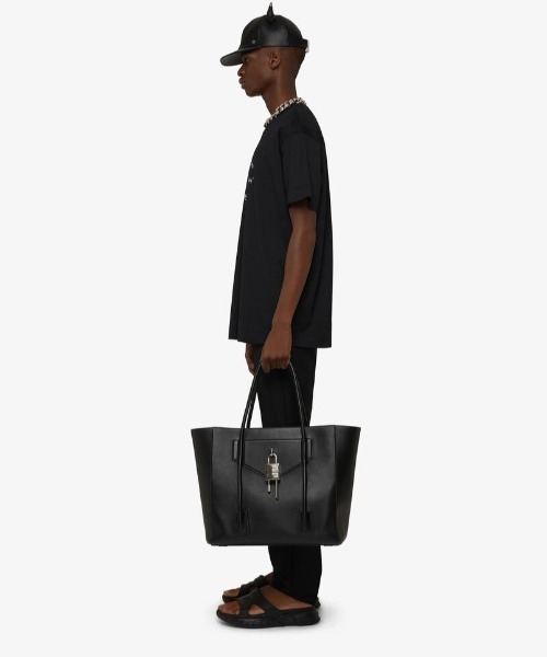 GIVENCHY（ジバンシイ）の「トロンプルイユ エフェクトのGIVENCHY スリムフィット Tシャツ（Tシャツ/カットソー・レディース・ブラック・M/L/XS/S）」の3枚目の写真