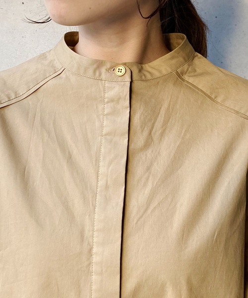 CAPRICIEUX LE'MAGE（カプリシューレマージュ）の「肩パイピングシャツ（シャツ/ブラウス・レディース・ホワイト/ベージュ・FREE）」の6枚目の写真