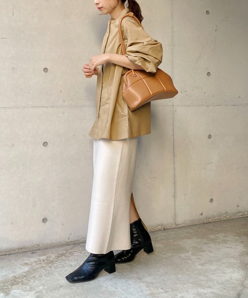 CAPRICIEUX LE'MAGE（カプリシューレマージュ）の「肩パイピングシャツ（シャツ/ブラウス・レディース・ホワイト/ベージュ・FREE）」の17枚目の写真