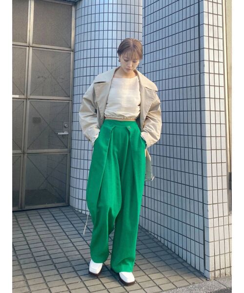 EMODA（エモダ）の「ホールドボタンルーズパンツ（その他パンツ・レディース・アイボリー/ブラック/グリーン・SMALL/MEDIUM）」の7枚目の写真