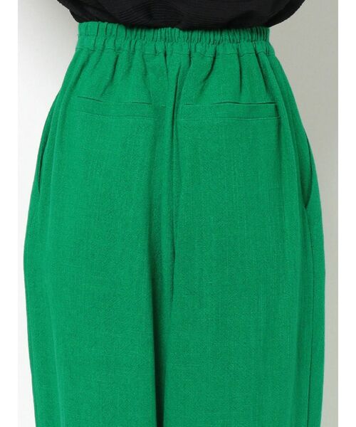 EMODA（エモダ）の「ホールドボタンルーズパンツ（その他パンツ・レディース・アイボリー/ブラック/グリーン・SMALL/MEDIUM）」の15枚目の写真