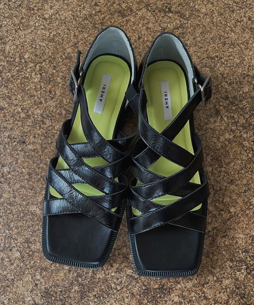 Ameri（アメリ）の「WIDE NET FLAT SANDALS（サンダル・レディース・ブラック/ブラウン・SMALL/MEDIUM/LARGE）」の3枚目の写真