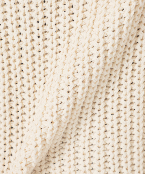 SLOANE（スローン）の「【SLOANE / スローン】別注 Vネック ニットベスト（ベスト・メンズ・オレンジ/ブラック/ナチュラル/グリーン・FREE）」の11枚目の写真