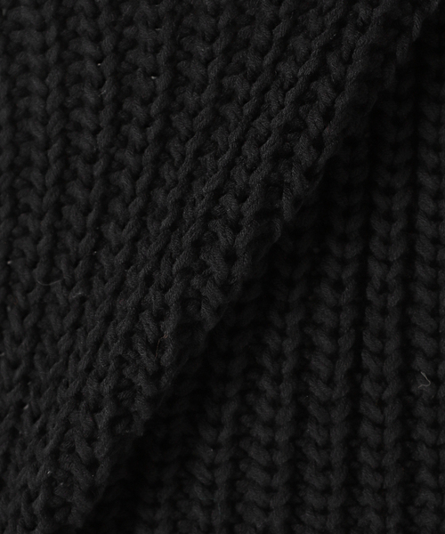 SLOANE（スローン）の「【SLOANE / スローン】別注 Vネック ニットベスト（ベスト・メンズ・オレンジ/ブラック/ナチュラル/グリーン・FREE）」の9枚目の写真