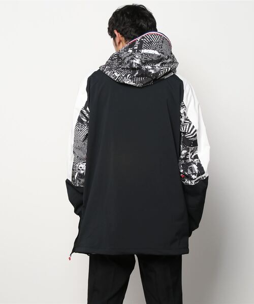 VOLCOM（ボルコム）の「OU BRIGHTON PULLOVER（その他アウター・メンズ・ブラック×ホワイト・MEDIUM/LARGE）」の2枚目の写真