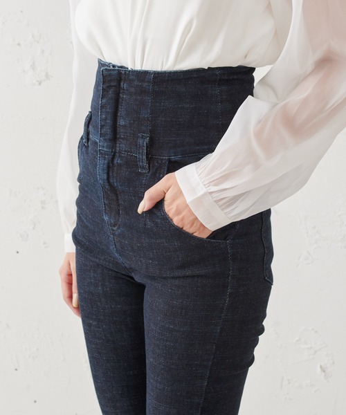 MIIA（ミーア）の「ハイウエストスキニーパンツ（デニムパンツ・レディース・ブラック/オフホワイト/インディゴブルー・FREE）」の11枚目の写真
