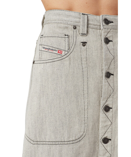 DIESEL（ディーゼル）の「レディース マキシ ロング スカート ホワイトデニム Aライン（デニムスカート・レディース・ホワイト・29inch/31inch/23inch/25inch/27inch）」の9枚目の写真