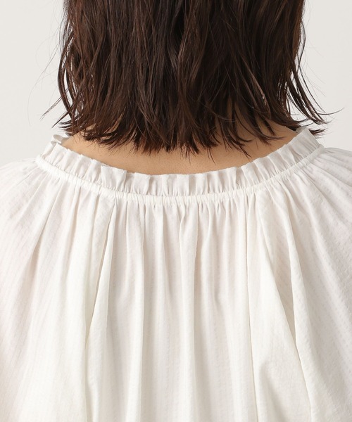 LEPSIM（レプシィム）の「ギャザーVネックブラウス　259277（シャツ/ブラウス・レディース・オフホワイト/ピンク/ブルー・FREE）」の13枚目の写真