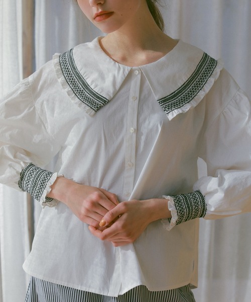 idem（イデム）の「shirring collar blouse/シャーリングカラーコットンブラウス（シャツ/ブラウス・レディース・オフホワイト/ミント・FREE）」の9枚目の写真