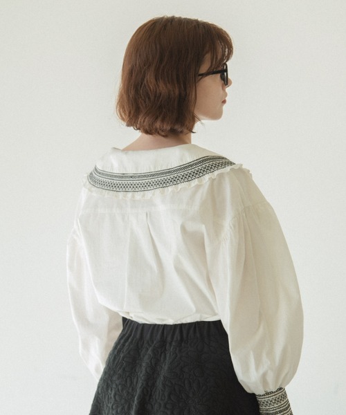 idem（イデム）の「shirring collar blouse/シャーリングカラーコットンブラウス（シャツ/ブラウス・レディース・オフホワイト/ミント・FREE）」の21枚目の写真