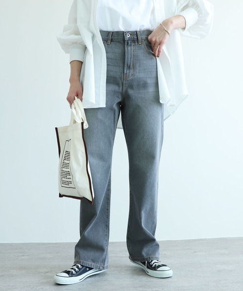 reca（レカ）の「美シルエットストレートデニムパンツ（デニムパンツ・レディース・グレー/ブルー/インディゴブルー・M/L）」の4枚目の写真