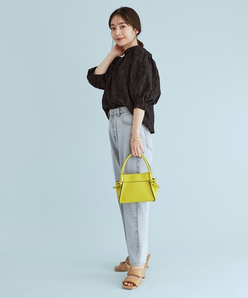 レース調ジャガードパイピングブラウス