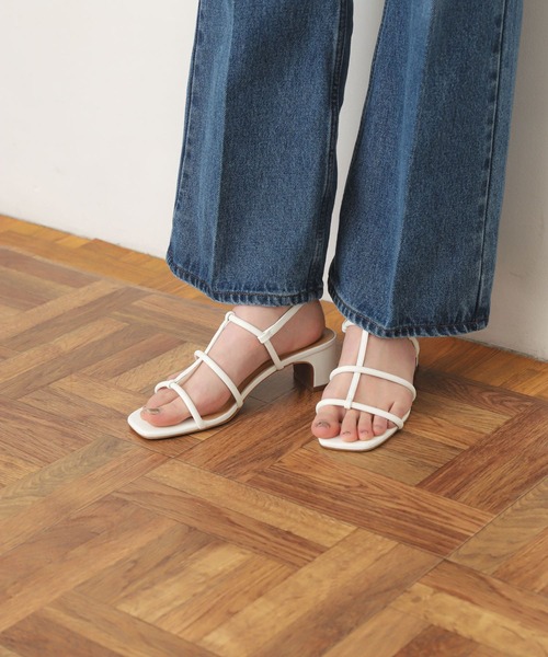 SENSE OF PLACE by URBAN RESEARCH(センスオブプレイスバイアーバンリサーチ)の「コードバックストラップサンダル(サンダル・レディース・ホワイト/ブラック/ベージュ・SMALL/MEDIUM/LARGE)」の1枚目の写真